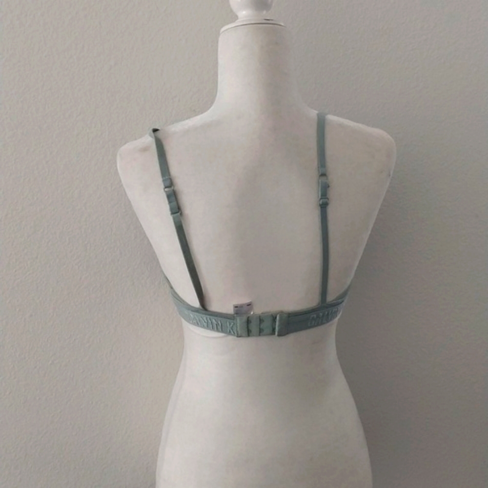 Calvin Klein Women's Light Green Bralette Size Small - Picture 5 of 8